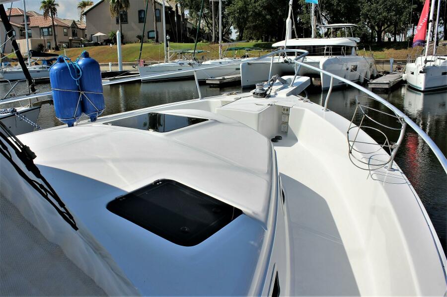 2000 Mainship 390