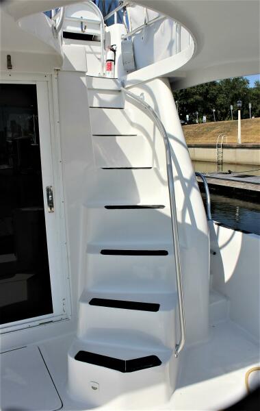 2000 Mainship 390