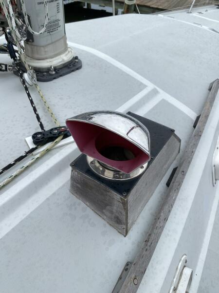 Cowl