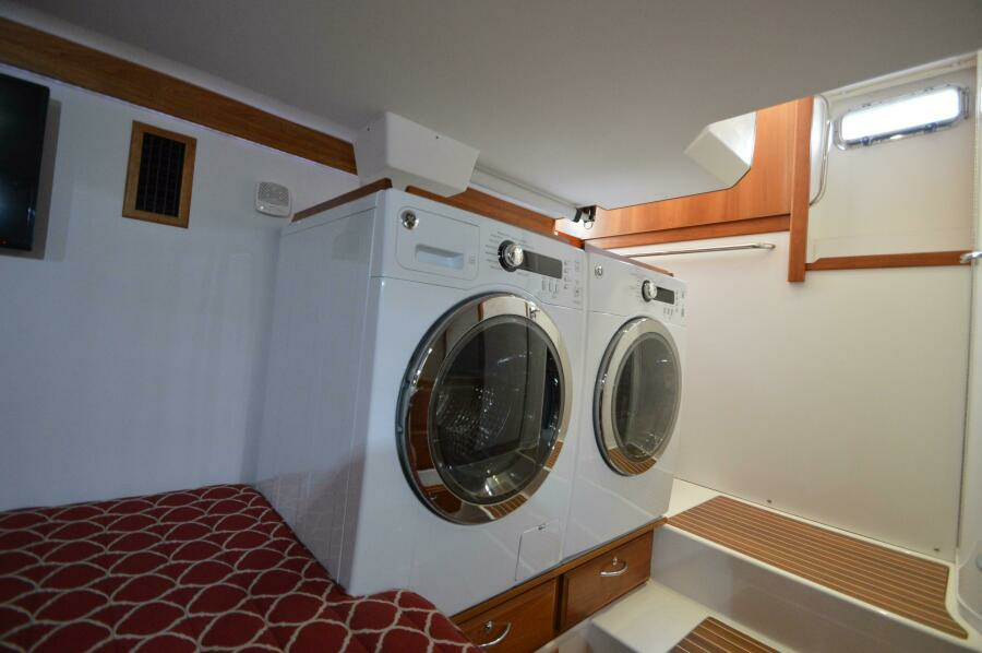 MARJOE 3  48ft Sabre Yacht For Sale