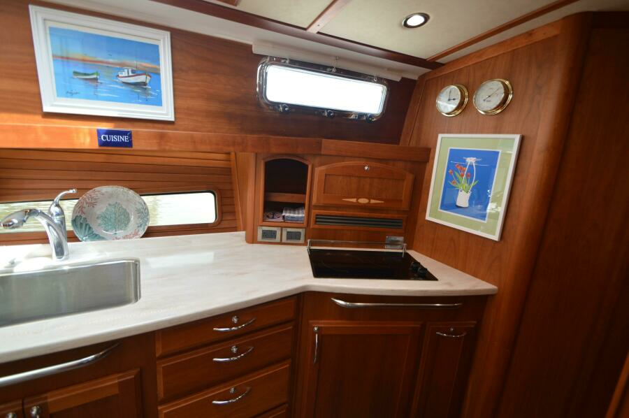 MARJOE 3  48ft Sabre Yacht For Sale