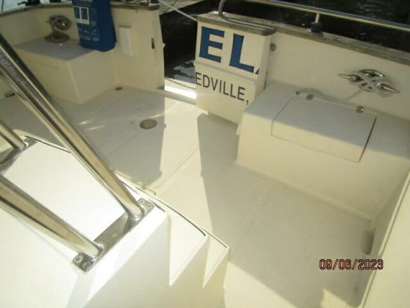 40' Mariner aftdeck2