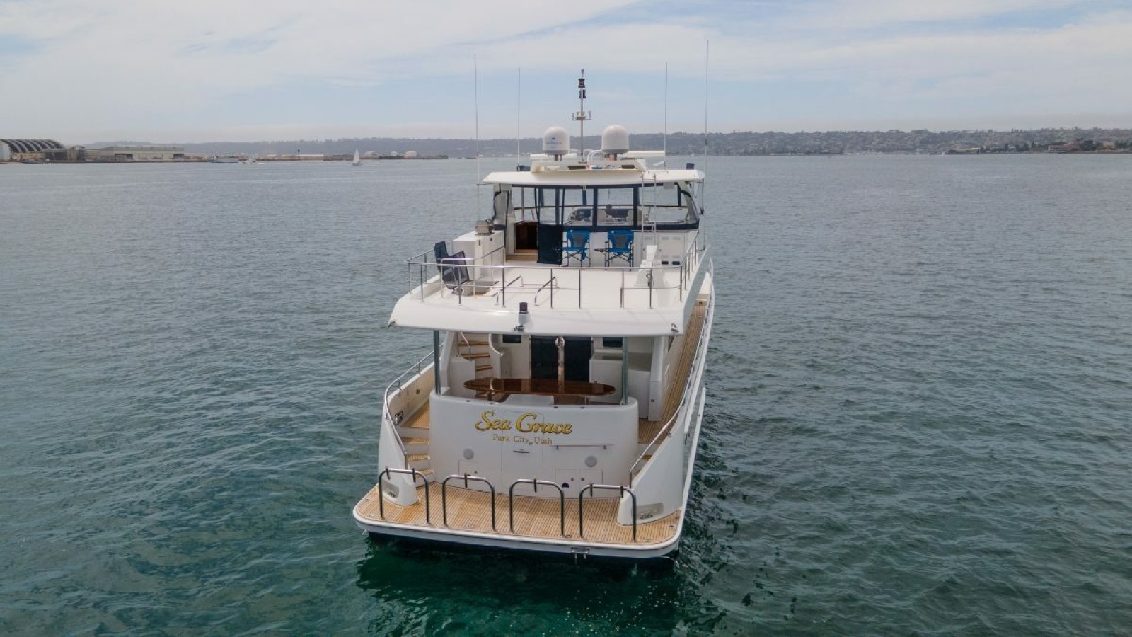2009 Ocean Alexander 74 Flybridge