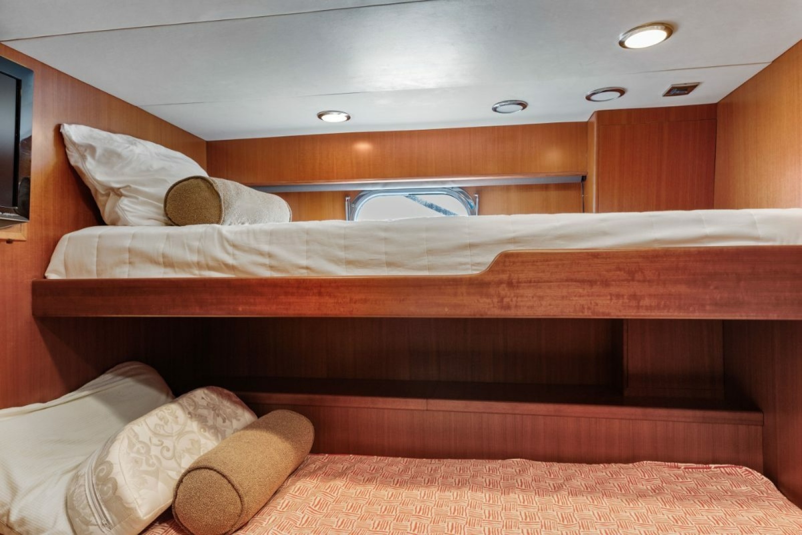 2009 Ocean Alexander 74 Flybridge