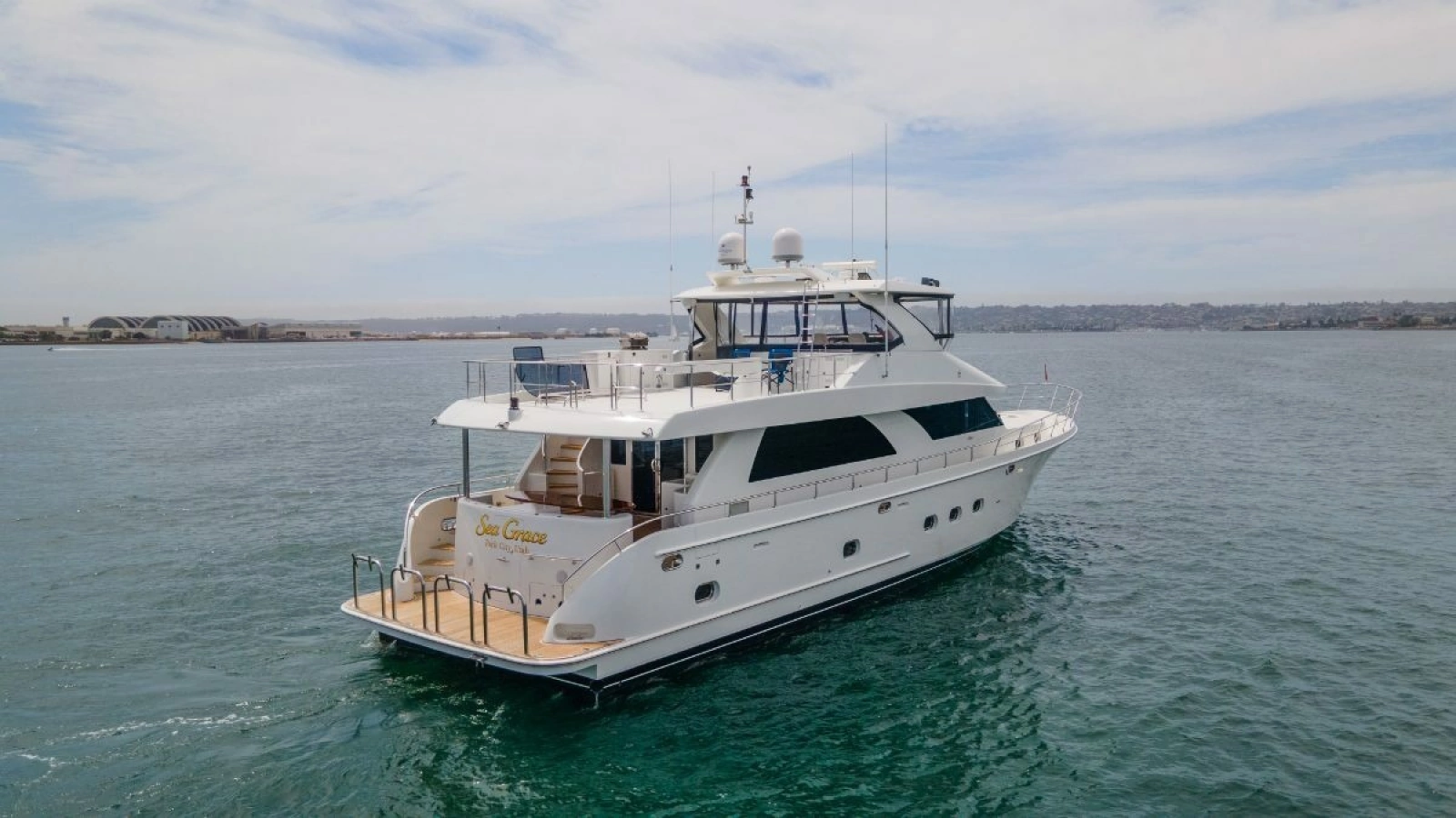 2009 Ocean Alexander 74 Flybridge