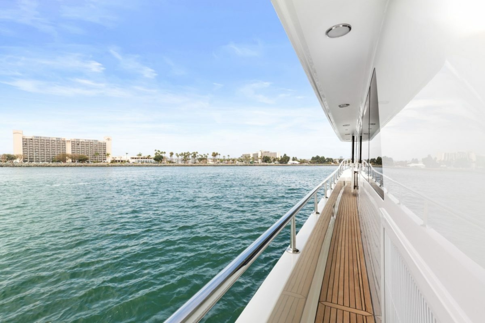 2009 Ocean Alexander 74 Flybridge