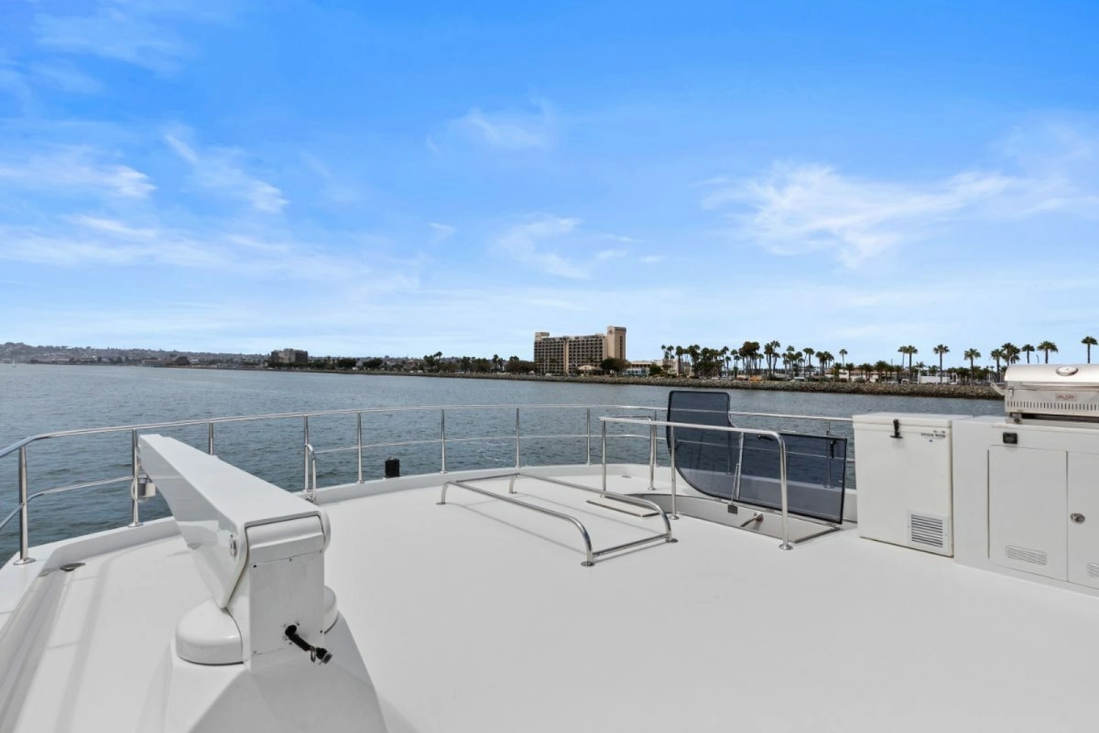 2009 Ocean Alexander 74 Flybridge