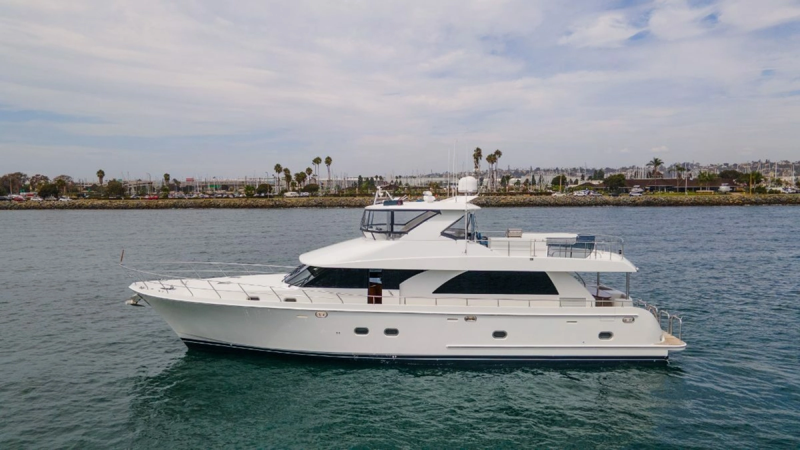 2009 Ocean Alexander 74 Flybridge
