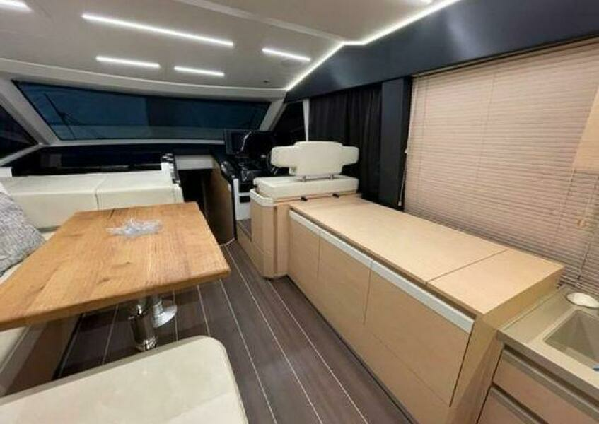 Off Leash 45ft Greenline Yacht For Sale