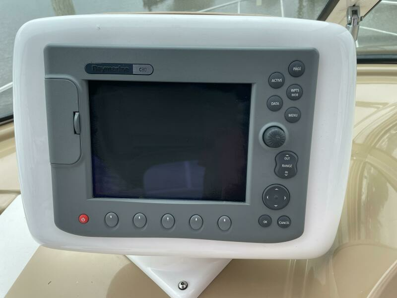 2004 Carver Mariner