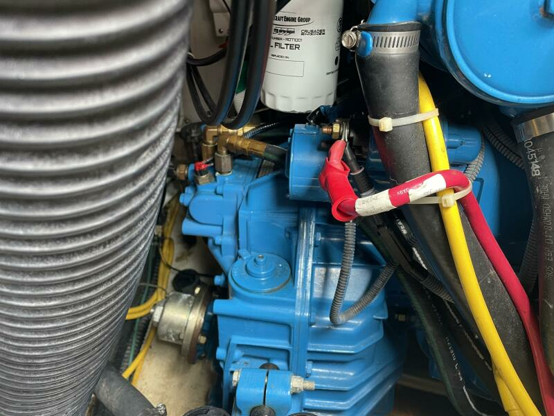 2004 Carver Mariner