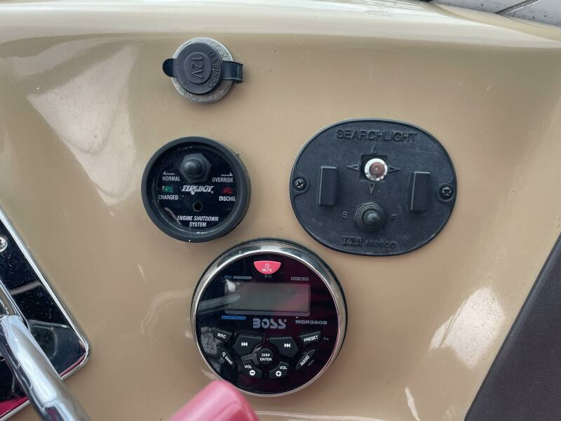 2004 Carver Mariner