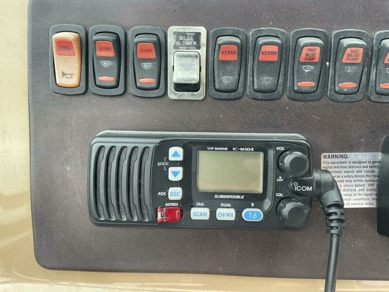 2004 Carver Mariner
