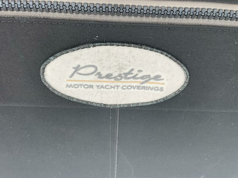 2004 Carver Mariner