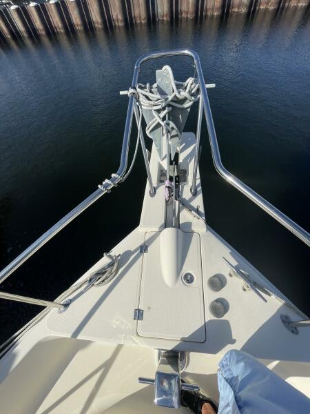 34 Mainship Bow Pulpit/Windlass