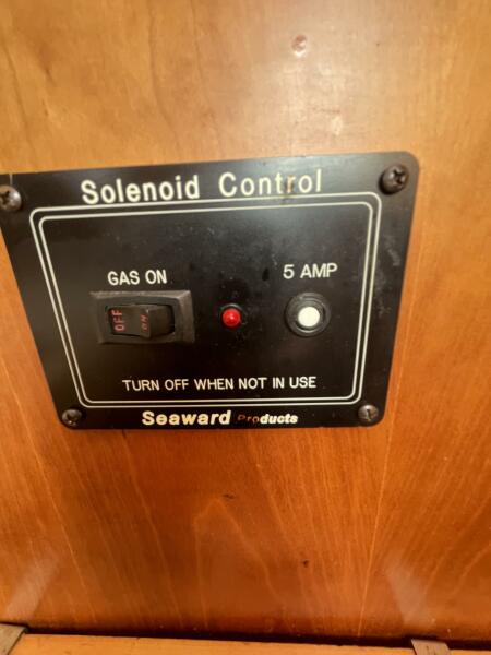 34 Mainship Propane Controls