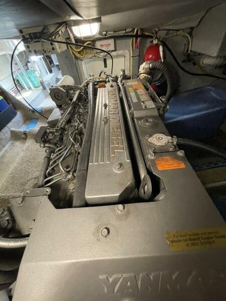 34 Mainship Topview Yanmar Main