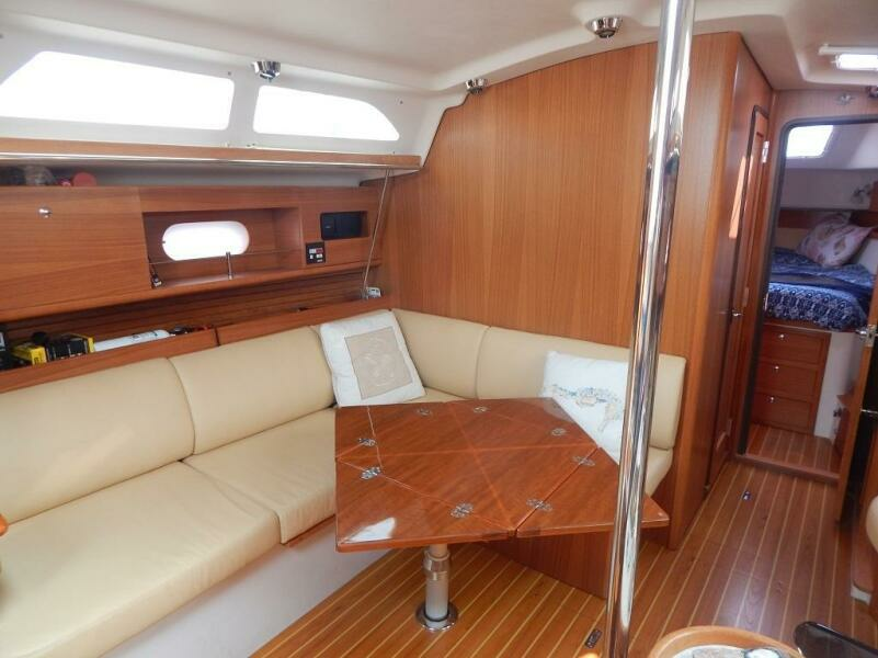 2015 Catalina 385