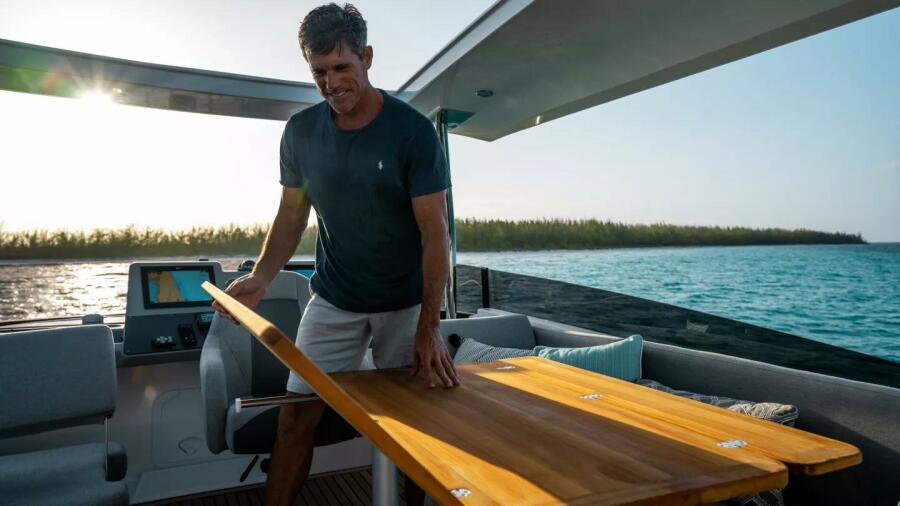 2027 Beneteau Swift Trawler