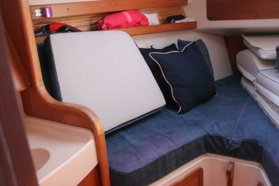 1999 Catalina 380