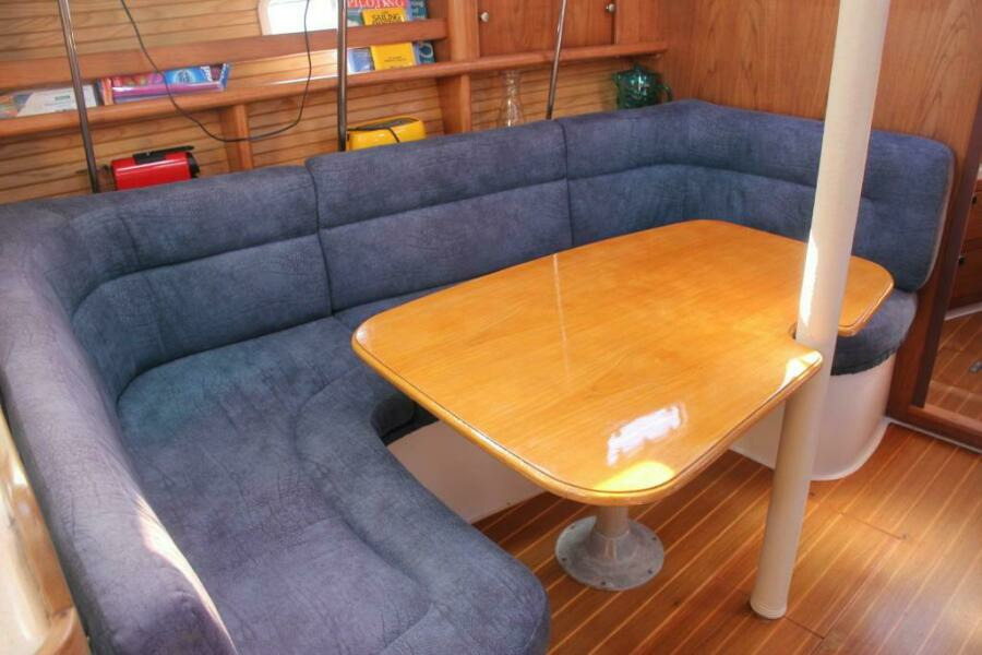 1999 Catalina 380