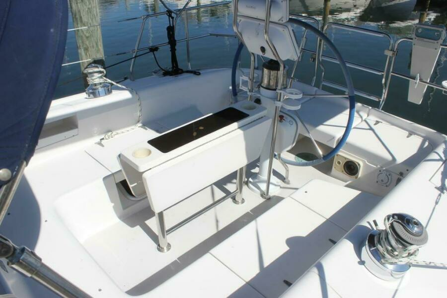 1999 Catalina 380