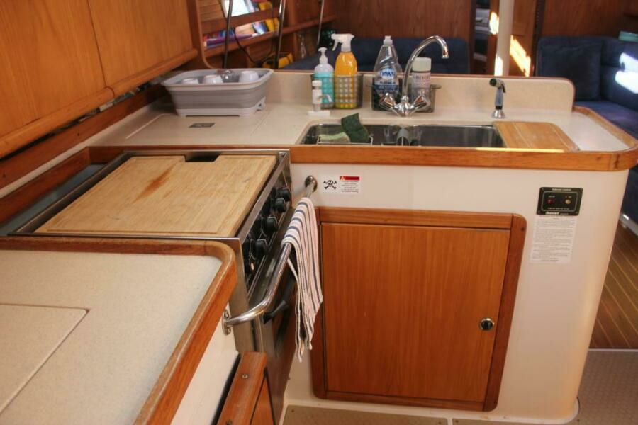1999 Catalina 380