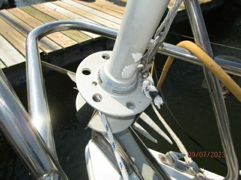 28' Catalina roller furler