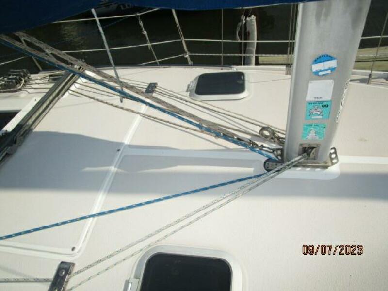28' Catalina mast base