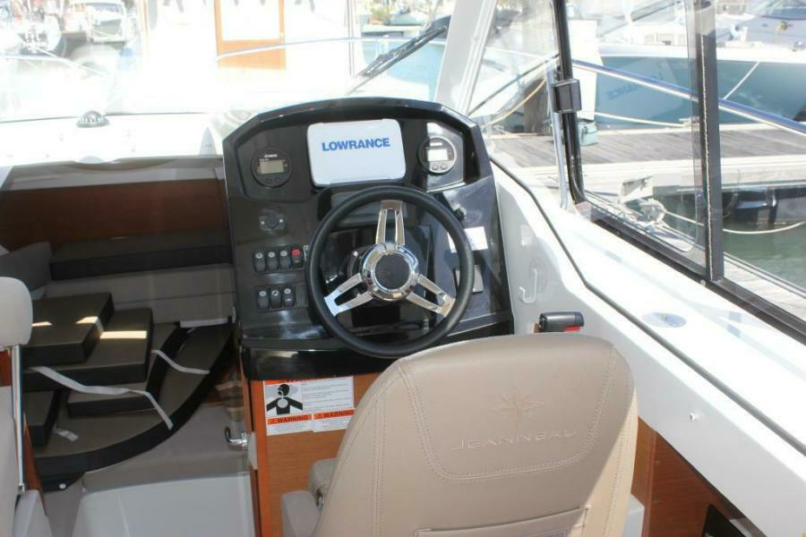 2016 Jeanneau 795 Merry Fisher