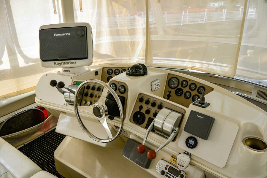 1998 Carver 500
