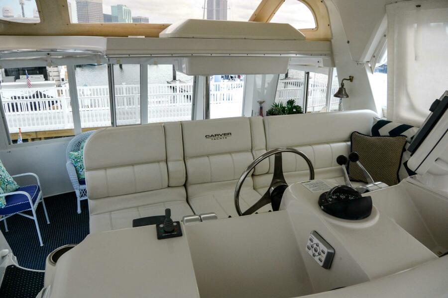 1998 Carver 500