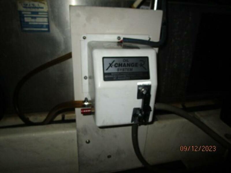 40' Mainship oil change system