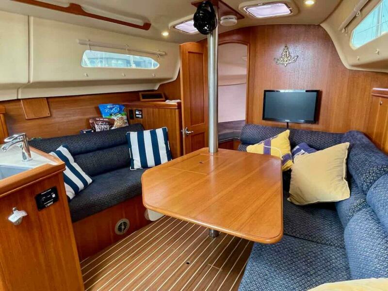 2004 Hunter 306