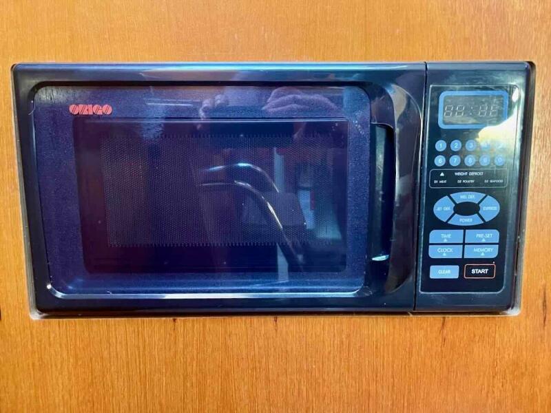 2004 Hunter 306