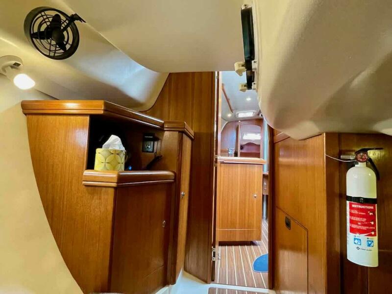 2004 Hunter 306