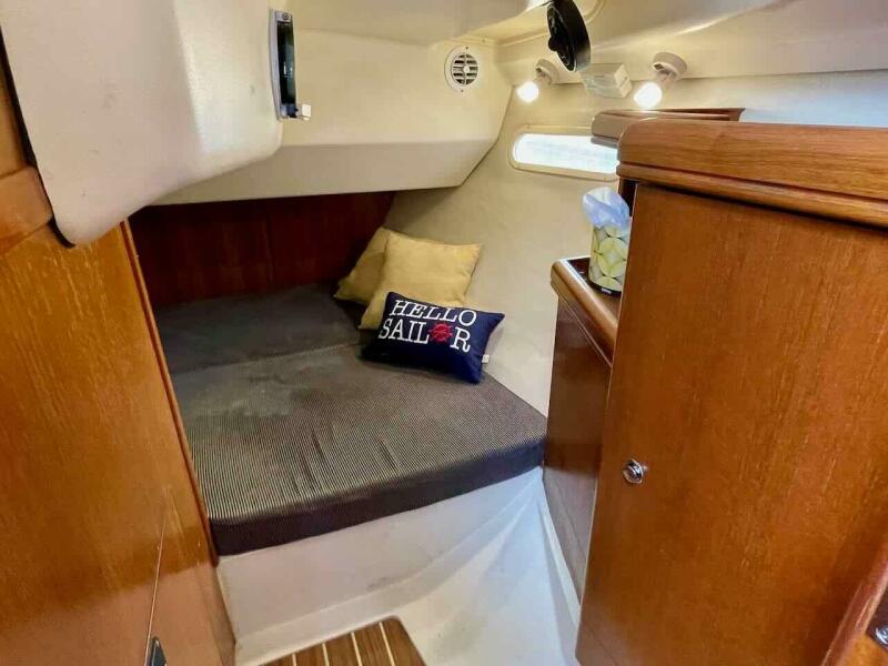 2004 Hunter 306