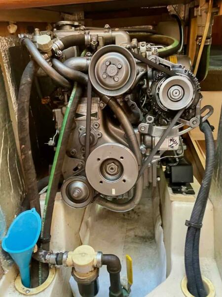 2004 Hunter 306