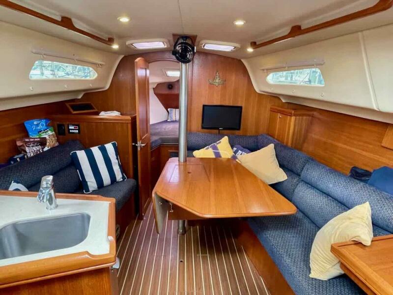 2004 Hunter 306