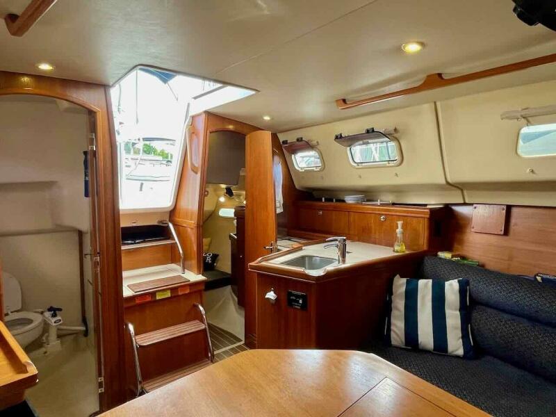 2004 Hunter 306