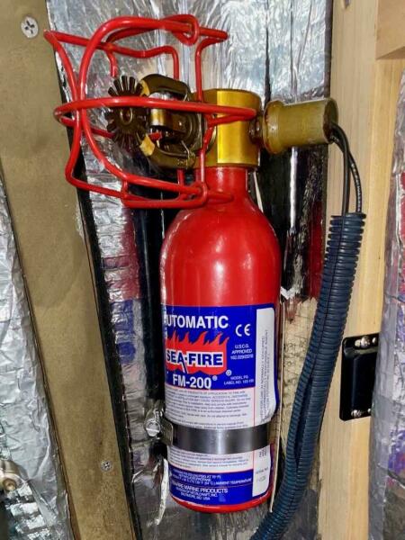 2004 Hunter 306