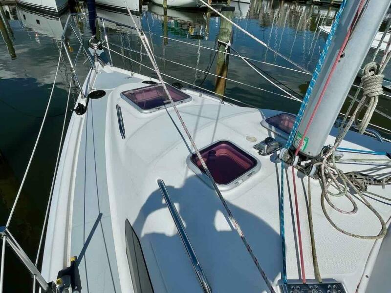 2004 Hunter 306