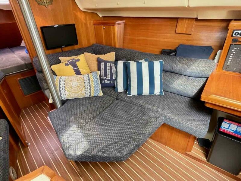 2004 Hunter 306