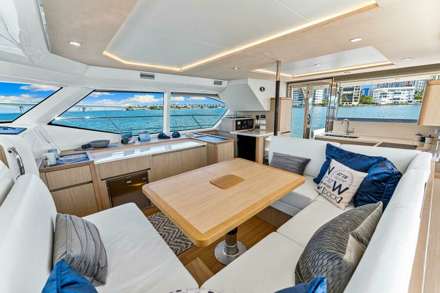 44ft Aquila Yacht For Sale