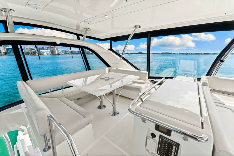 44ft Aquila Yacht For Sale