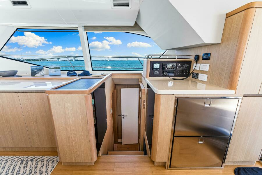 44ft Aquila Yacht For Sale