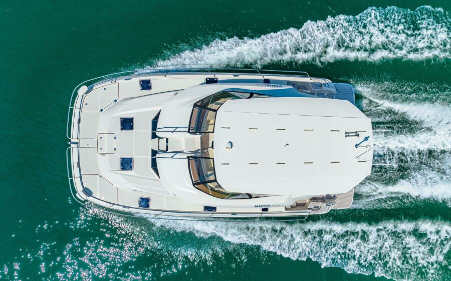 44ft Aquila Yacht For Sale