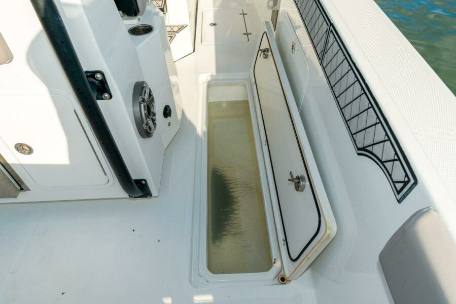 2021 Wellcraft Scarab 302