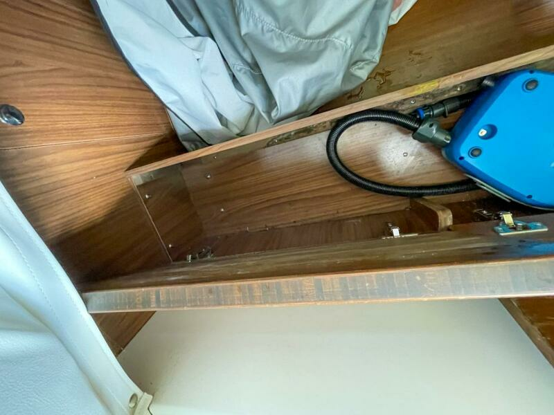 2021 Wellcraft Scarab 302