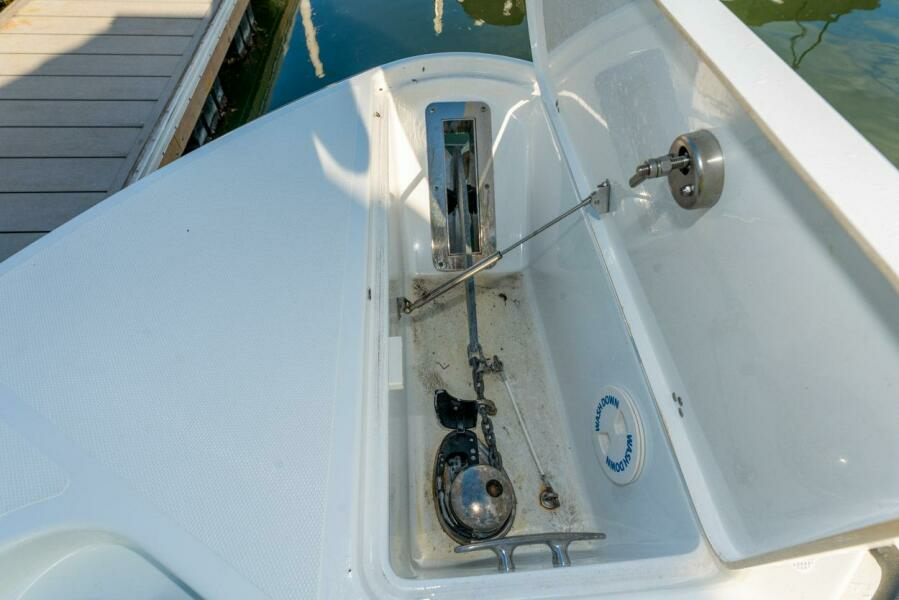 2021 Wellcraft Scarab 302